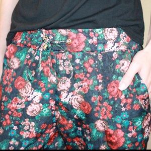 Stradivarius sister co of Zara Red Floral Pants